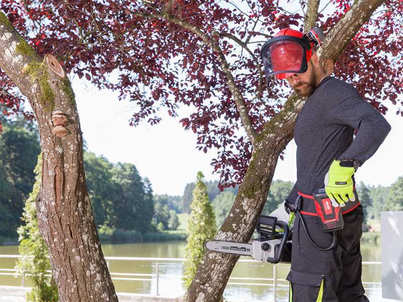 AL-KO Energy Flex CS 4030 - 36V/5Ah Battery-powered Chainsaw - 30 cm Blade