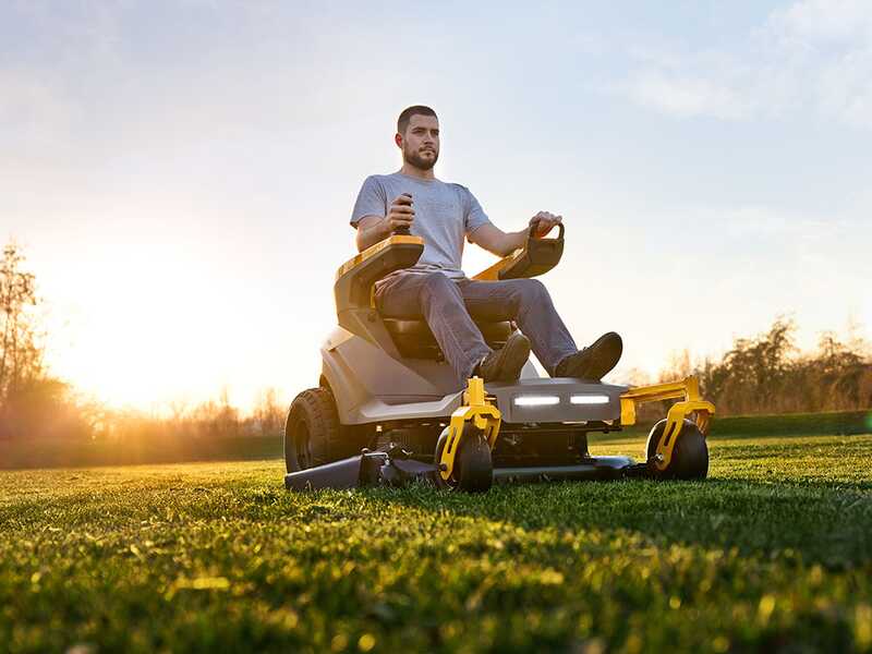 Stiga Gyro 500e - Battery-powered Axial Riding-on Mower - 48V/40Ah Battery-powered Electric Engine