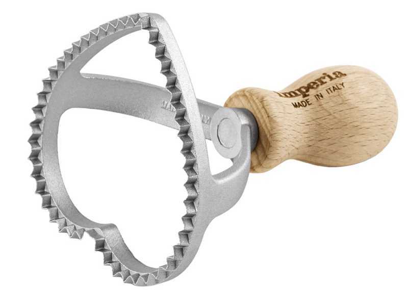 Imperia Cuore Grande Ravioli Cutter - Ravioli Mould