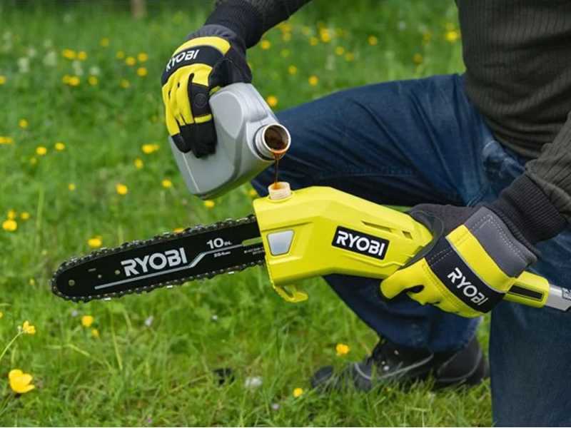 Ryobi RY36PP25A 0 Battery powered Extensible Pruner best deal on AgriEuro