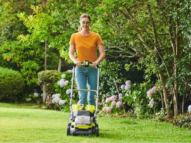 Ryobi RY18LMX37A 0 18V Battery powered Lawn Mower WITHOUT BATTERY AND CHARGER
