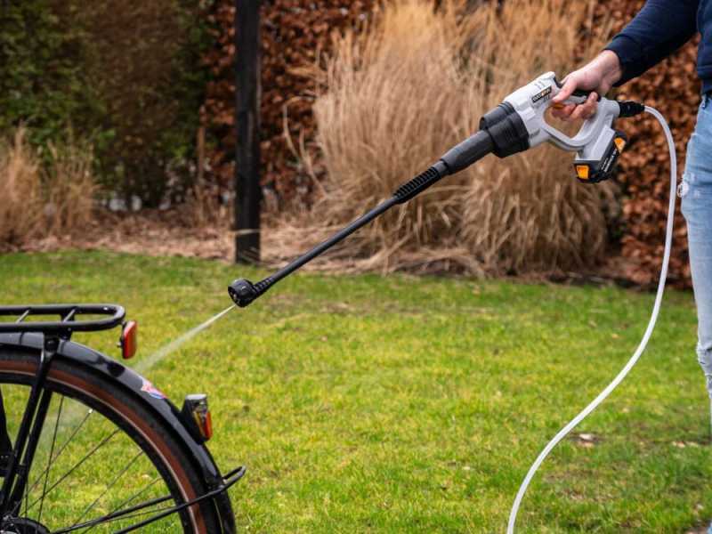 Batavia NEXXFORCE 7064735 - Pressure washer gun - 18 V 4 Ah