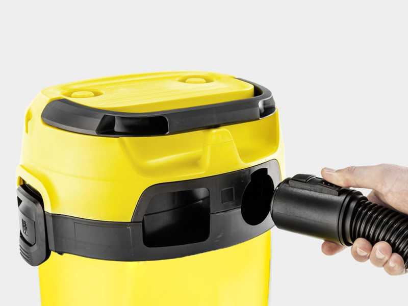K&auml;rcher WD 3 V-17/4/20 - Wet and Dry Vacuum Cleaner - 17-liter Plastic Drum