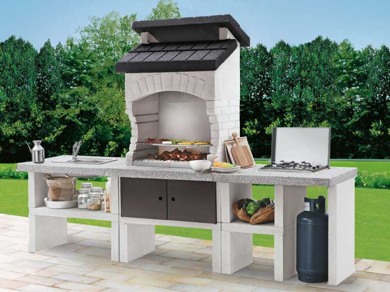 Palazzetti Bilbao 2 - Outdoor masonry kitchen
