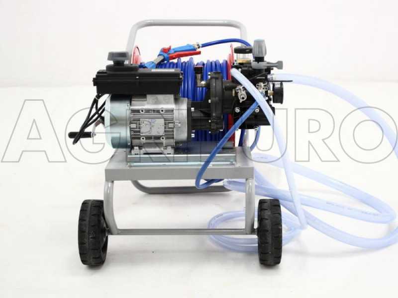 Comet APS 31 Electric Sprayer Pump with Electric Engine and Trolley Kit 