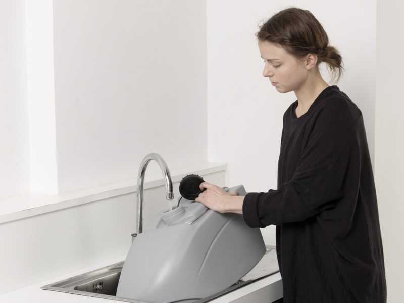Nilfisk SC351 FULL PKG - Battery-powered floor cleaner - 3 in 1: washes, dries and vacuums