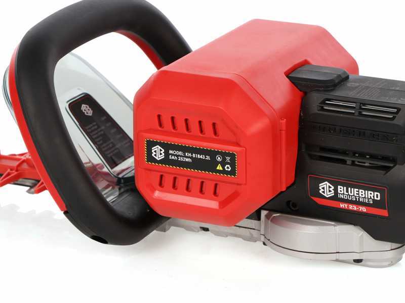 Blue Bird HT 23-70 - Battery hedge trimmer 50,4V/5Ah - 70 cm blade
