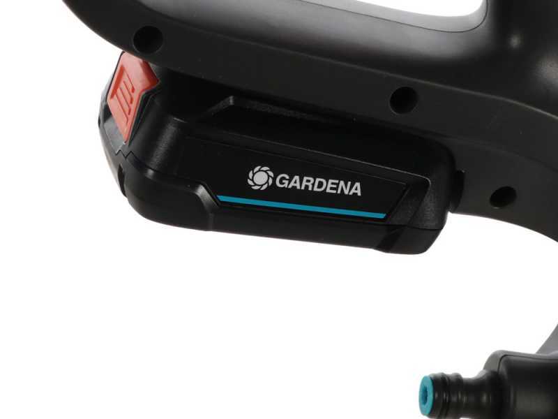 Gardena AquaBrush Compact 02/18V - Cordless floor cleaner - with starter kit 18V - 2.5Ah