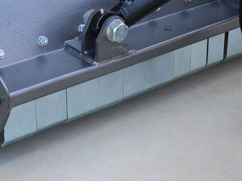 BlackStone BV 120 L - Tractor-mounted side verge flail mower with Arm - Light Series