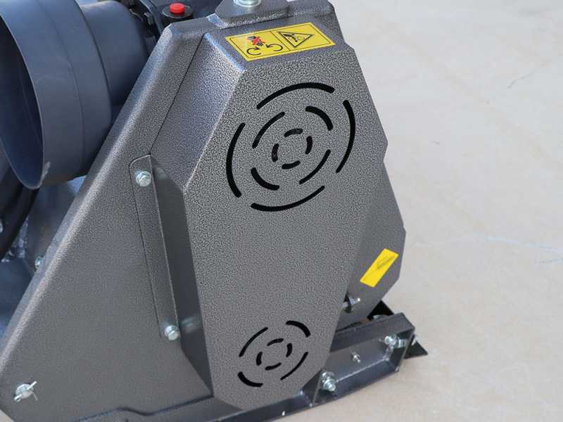 BlackStone BV 100 L - Tractor-mounted side verge flail mower with Arm - Light Series