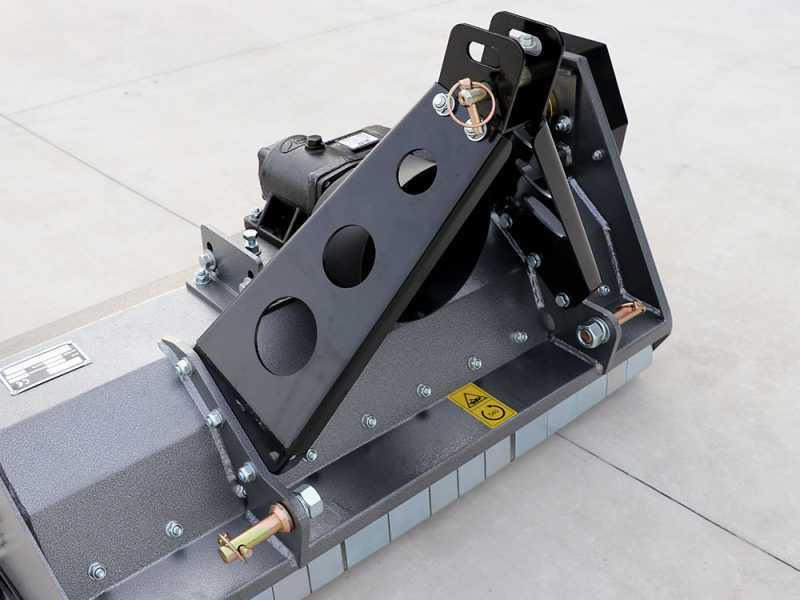 Blackstone BL 80 - Tractor-mounted Flail Mower - Light Series