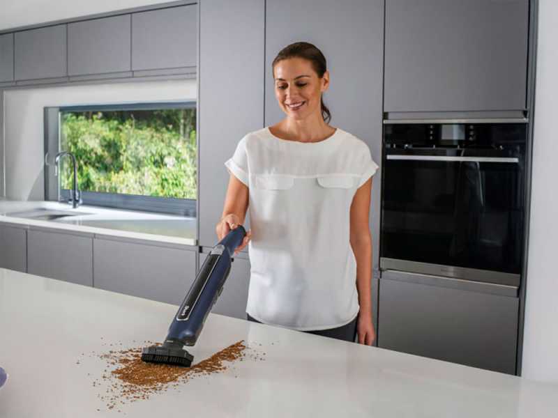 Shark WV362EUT - Vacuum Cleaner - Electric Broom - 2x 11.1/V 3Ah Batteries - with Pet kit