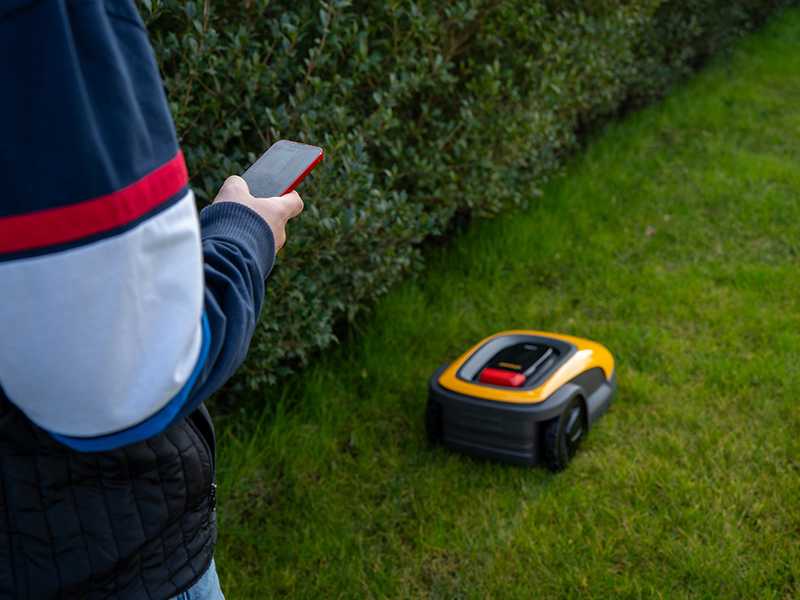 Stiga A 300 - Robot Lawn Mower - with E-Power 2 Ah Battery
