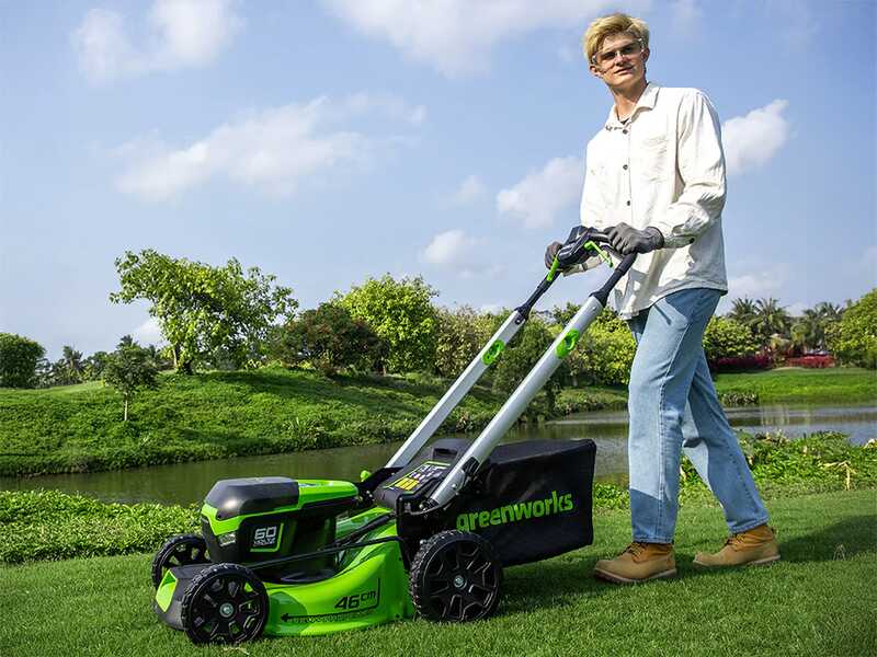 Greenworks GD60LM46SPK4 - Self-propelled Battery Lawn Mower - 60V/4Ah - 46 cm Cutting Width