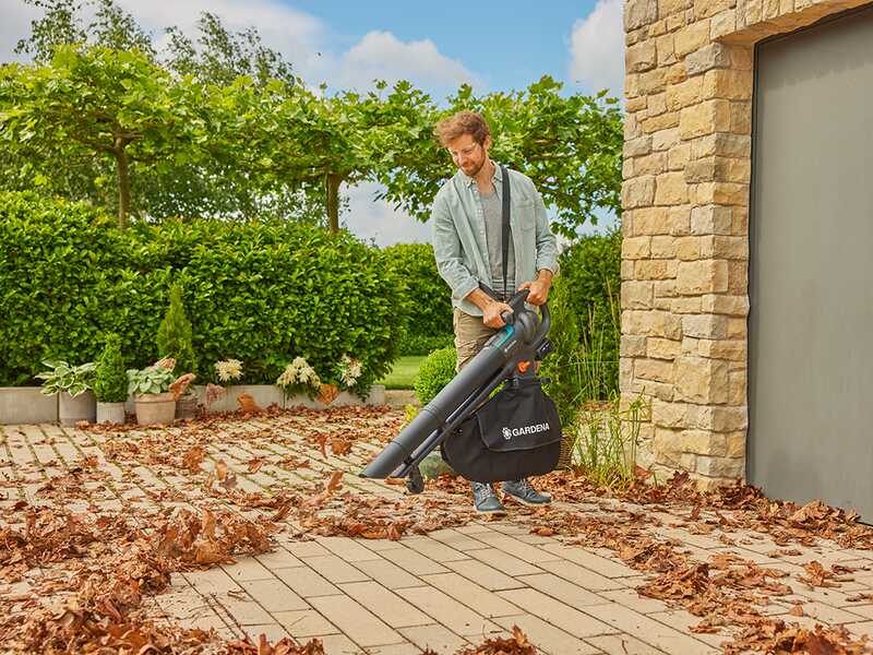 Gardena PowerJet Collect 18 P4A - Cordless Blower Vacuum - WITHOUT BATTERIES AND CHARGER