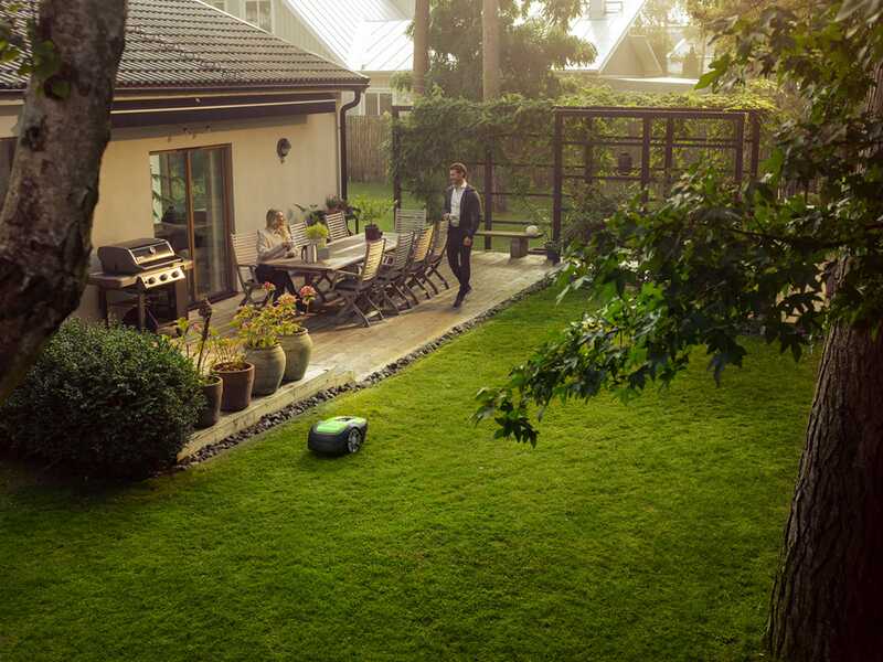 Greenworks OPTIMOW S - Robotic Lawn Mower - With Perimeter Wire