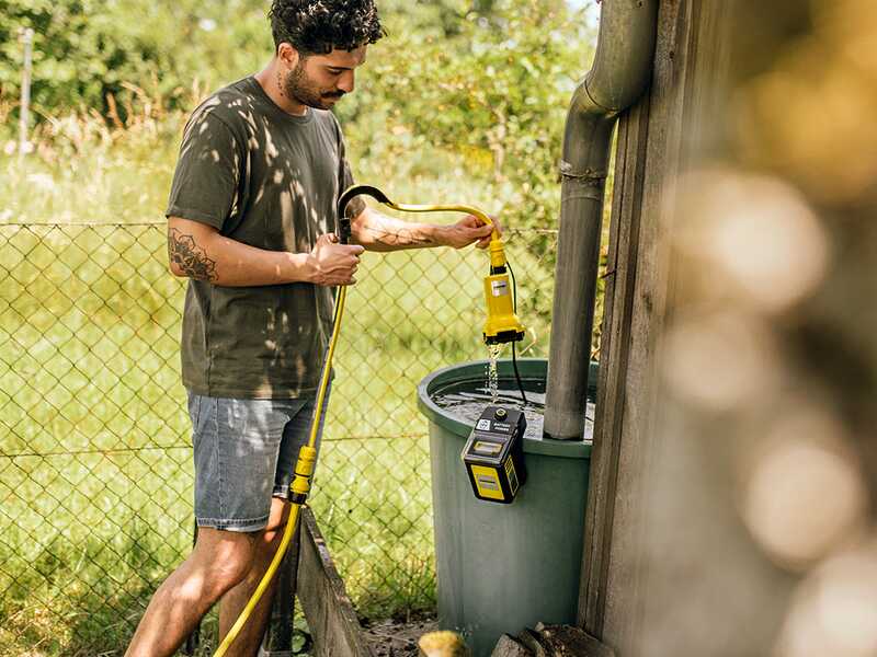 Karcher BP 2.000-18 Barrel - Submersible Clear Water Pump - 18V - 5.0 Ah