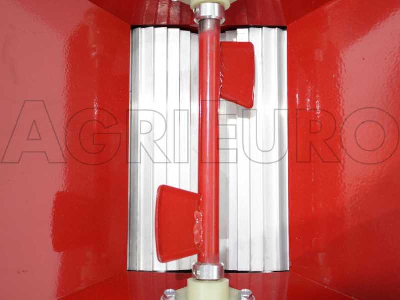 Baesso - Electric Grape Crusher and Destemmer with Flywheel And Aluminium Rollers