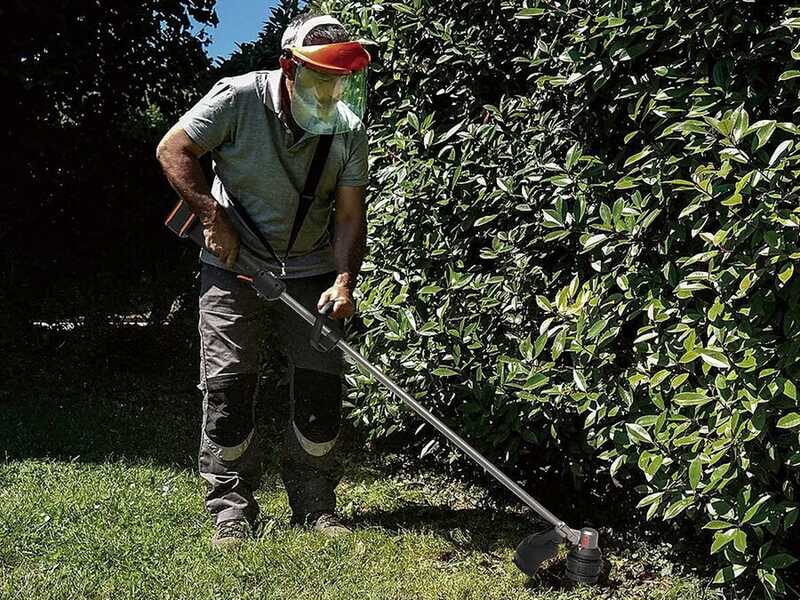 Worx Nitro WG185E - Cordless Grass Trimmer - 40V - 2x20V/4Ah