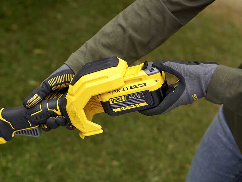 Stanley Fatmax SFMSTB930 - Battery-powered Brush Cutter - 20V 4Ah