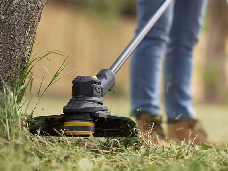 Stanley Fatmax SFMSTB930 - Battery-powered Brush Cutter - 20V 4Ah