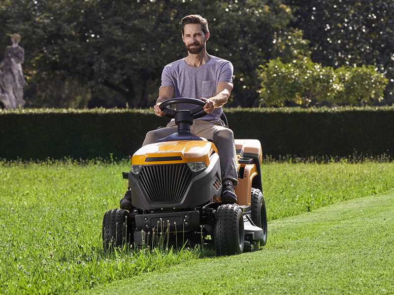 Stiga Estate 598 W Special - Lawn Tractor - Honda GCV 530 Engine
