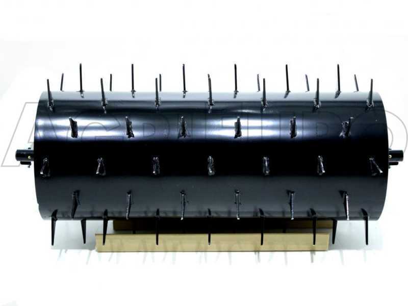 Tow behind 92 cm drum spike aerator best deal on AgriEuro