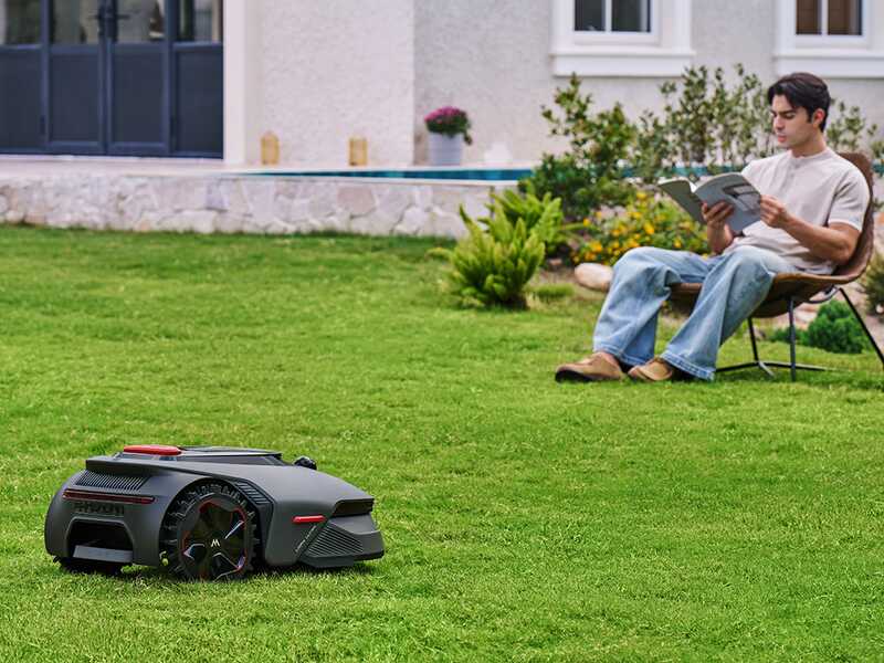 MOVA LiDAX Ultra 800 - Robot Lawn Mower - Without Installation