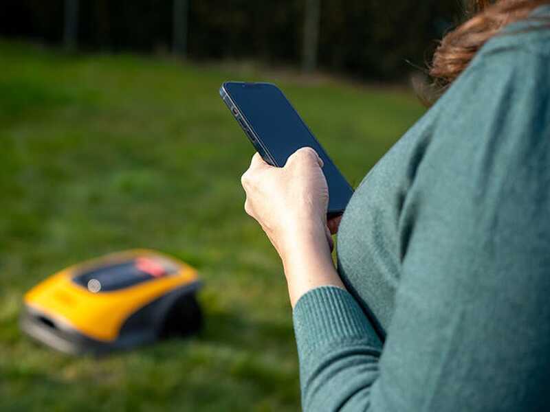 Stiga A 6v - Robot Lawn Mower - Without Perimeter Wire - With 2 Ah E-Power Battery