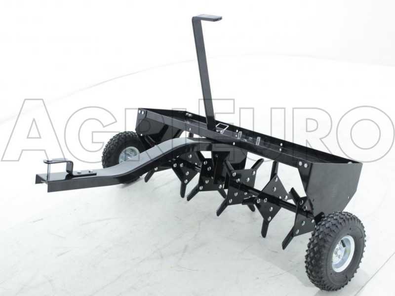 Towed shop lawn scarifier