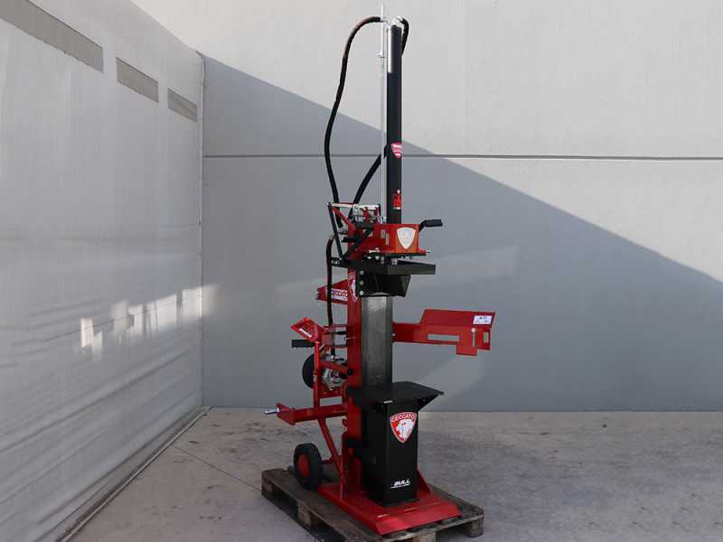 Ceccato BULL SPLT13.11 13 Tons Tractor-mounted Vertical Log Splitter - 1100 mm Piston Stroke