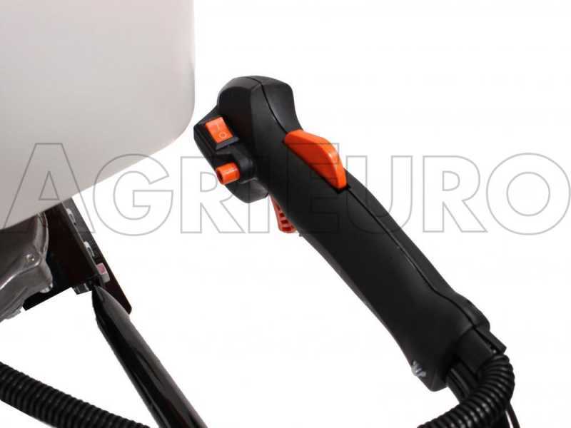 GeoTech EA 630 - 2-stroke Mixture Auger - Bit not included