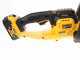 DEWALT DCMHT563P1-QW Battery-powered Electric Hedge Trimmer - 55 cm Blade - 18 V 5Ah Battery