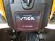 Stiga Estate 7102 W - Lawn tractor - hydrostatic transmission - collection box - mulching