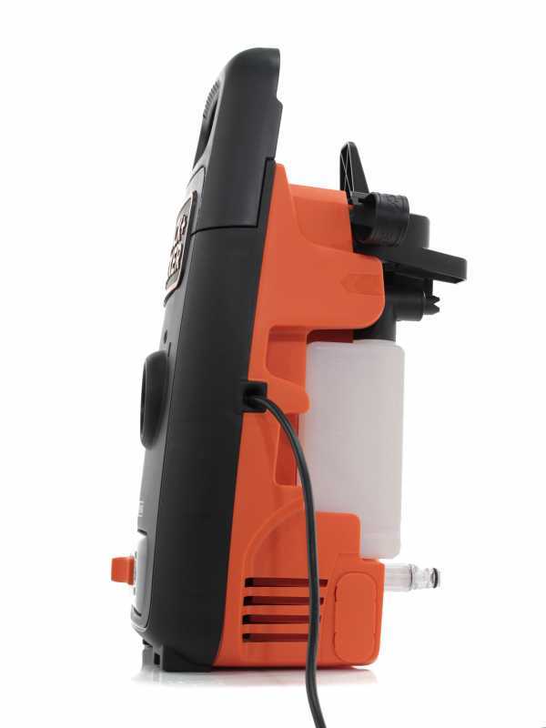 https://www.agrieuro.co.uk/share/media/images/products/insertions-v-normal/11311/black-decker-bxpw1300e-pressure-washer-lightweight-and-portable-100-bar-max-black-decker-bxpw1300e-pressure-washer--11311_0_1506084145_IMG_7131.JPG