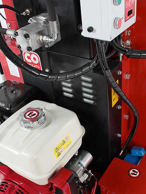 Ceccato Triton Super Monster - Professional wheeled garden shredder - Honda GX390 engine