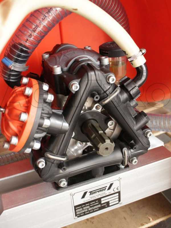 Tornado EMILIA 400/135 - Tractor-mounted weed-killing unit - 400 l tank